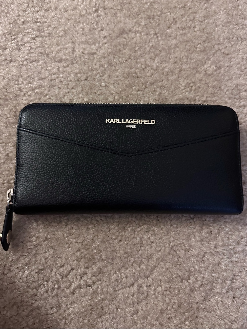 Karl Lagerfeld Black Leather Zip Wallet